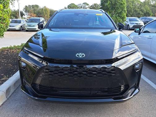 2025 Toyota Crown Signia Limited