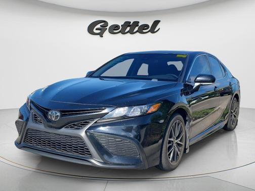 Midnight Black Metallic 2024 Toyota Camry SE