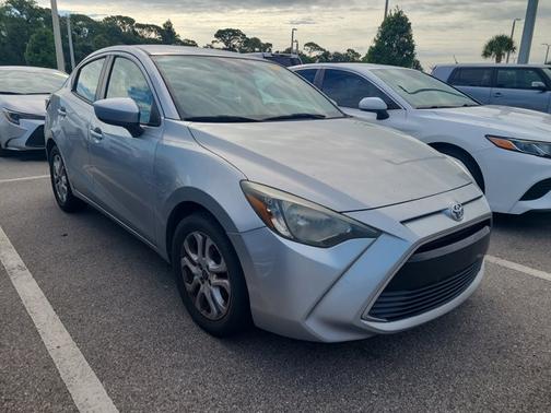 2017 Toyota Yaris iA Base
