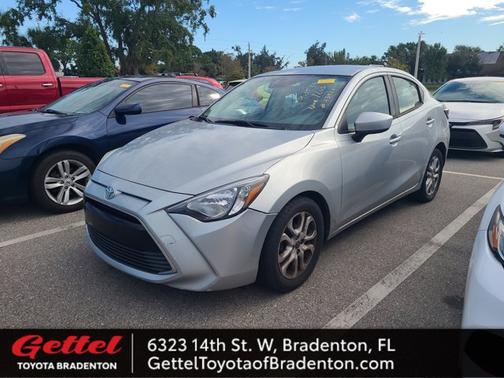 2017 Toyota Yaris iA Base