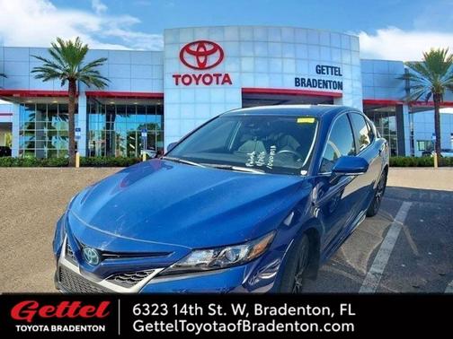 2023 Toyota Camry SE