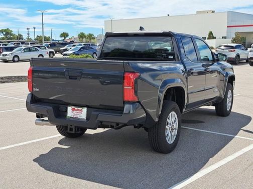 2025 Toyota Tacoma SR5