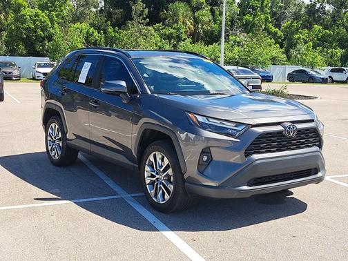 2022 Toyota RAV4 XLE Premium