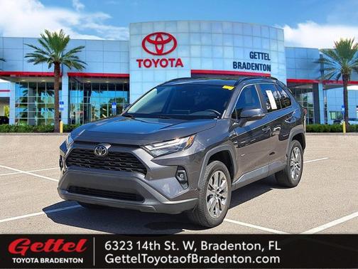 2022 Toyota RAV4 XLE Premium