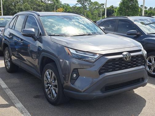 2022 Toyota RAV4 XLE Premium