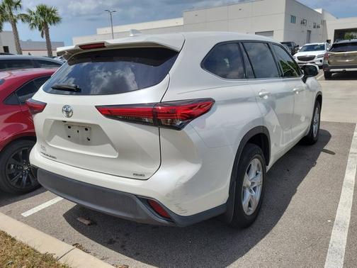2020 Toyota Highlander L