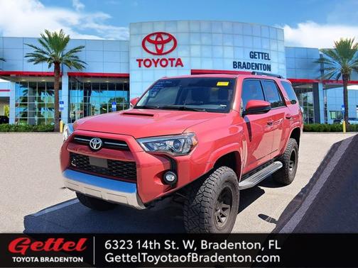 2022 Toyota 4Runner TRD Off Road