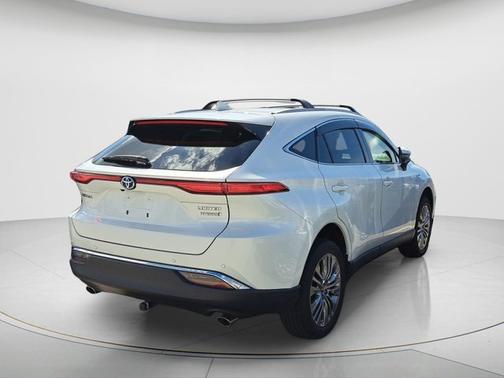 2021 Toyota Venza LE