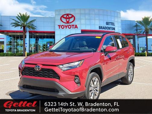 2022 Toyota RAV4 XLE Premium
