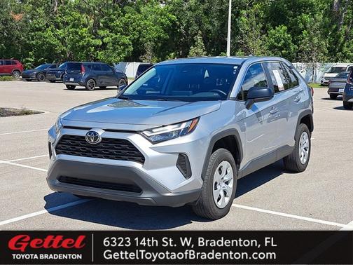 2024 Toyota RAV4 LE