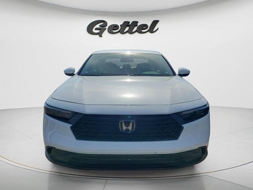 Platinum White Pearl 2023 Honda Accord LX