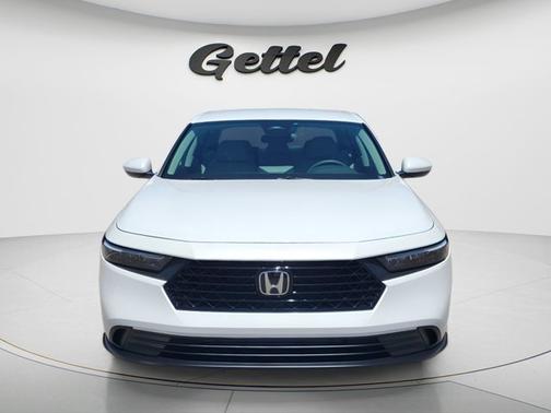 Platinum White Pearl 2023 Honda Accord LX