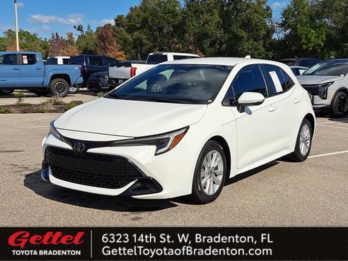 2023 Toyota Corolla Hatchback SE
