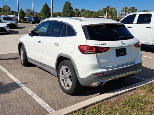 2021 Mercedes-Benz GLA 250 Base 4MATIC