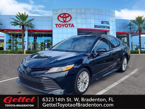 2019 Toyota Camry Hybrid XLE