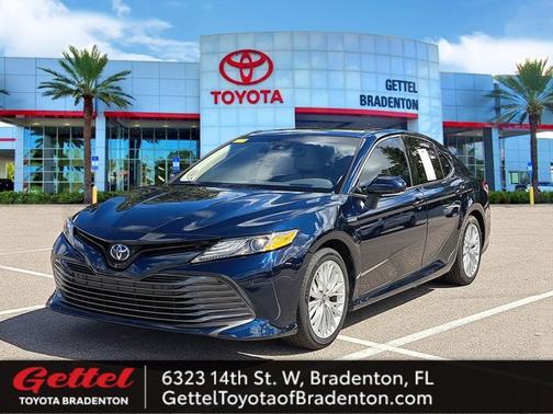 2019 Toyota Camry Hybrid XLE