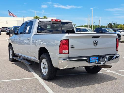 2019 RAM 1500 SLT