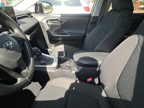 2024 Toyota RAV4 Hybrid Hybrid LE