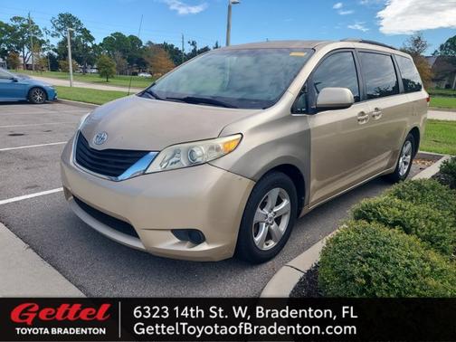 2012 Toyota Sienna LE