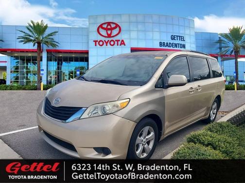 2012 Toyota Sienna LE