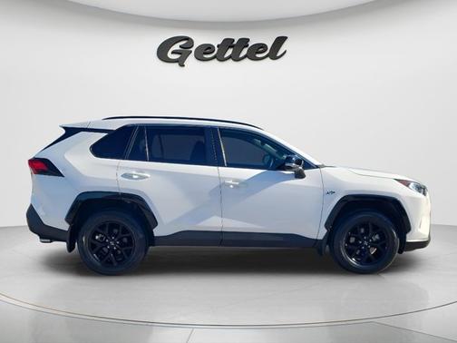 Super White 2021 Toyota RAV4 XLE