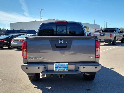 2021 Nissan Frontier SV