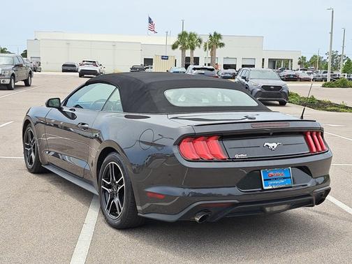 2022 Ford Mustang EcoBoost Premium