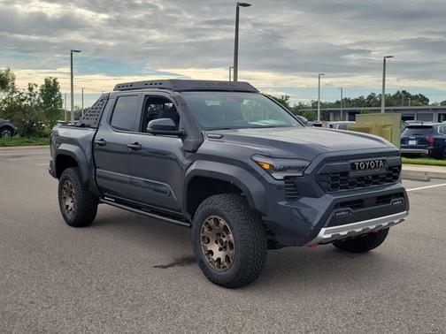 2025 Toyota Tacoma Base