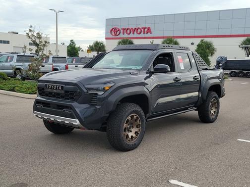 2025 Toyota Tacoma Base