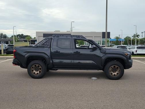 2025 Toyota Tacoma Base