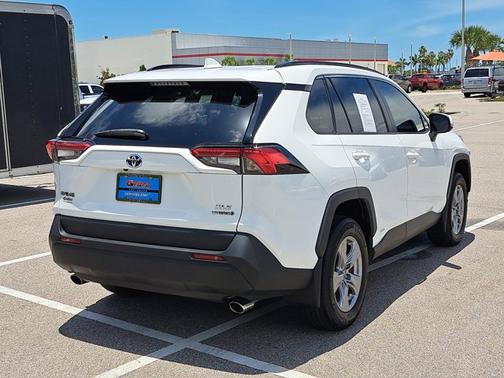 2024 Toyota RAV4 Hybrid Hybrid XLE