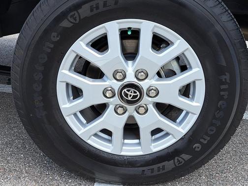 2024 Toyota Tacoma SR