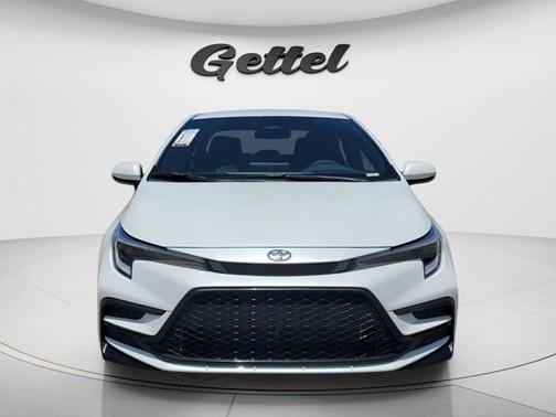 Wind Chill Pearl 2026 Toyota Corolla SE