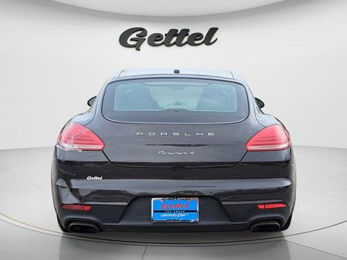 2014 Porsche Panamera 4