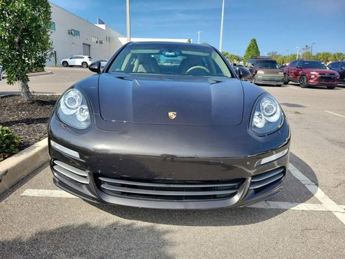 2014 Porsche Panamera 4
