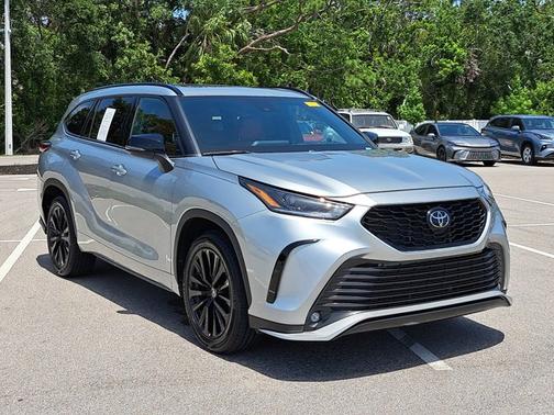 2023 Toyota Highlander XSE