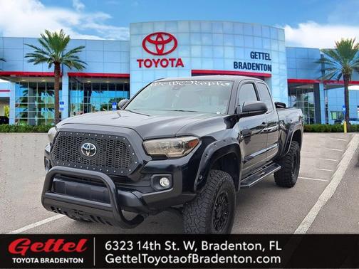 2022 Toyota Tacoma SR