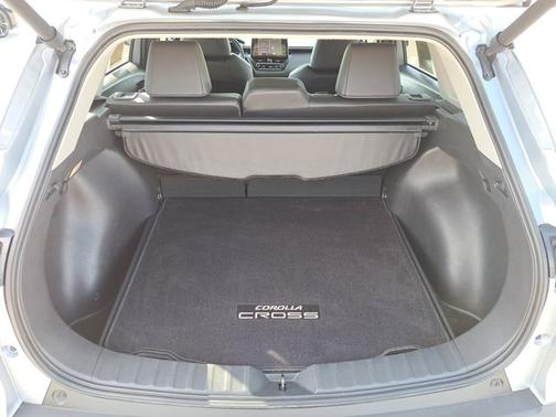 2022 Toyota Corolla Cross XLE