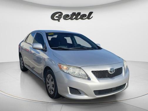 Classic Silver Metallic 2010 Toyota Corolla LE