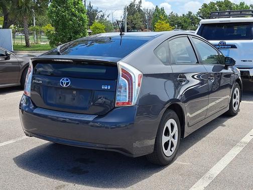 2012 Toyota Prius Two