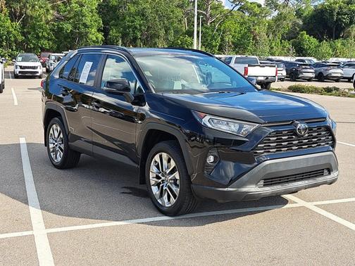 2021 Toyota RAV4 XLE Premium
