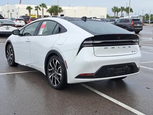 2026 Toyota Prius Plug-In Hybrid XSE