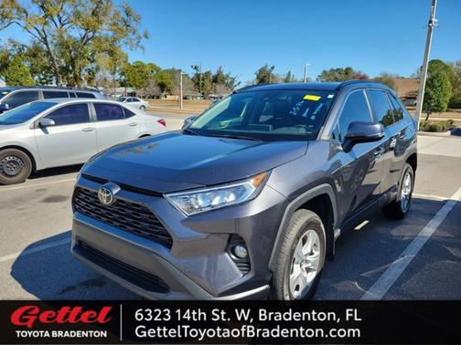 2020 Toyota RAV4 XLE
