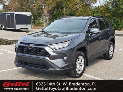 2020 Toyota RAV4 XLE