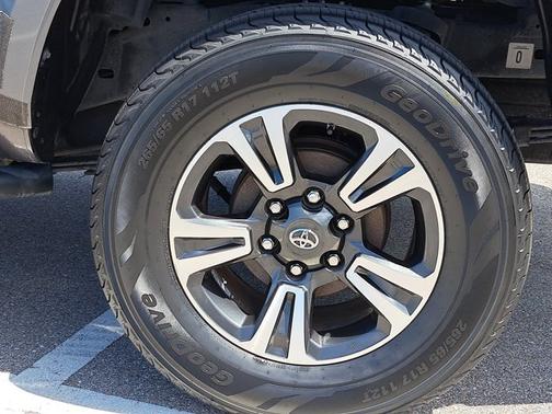 2016 Toyota Tacoma TRD Sport