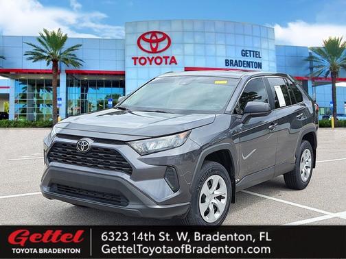 2022 Toyota RAV4 LE