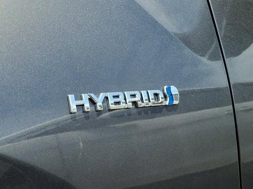 2017 Toyota Prius Three