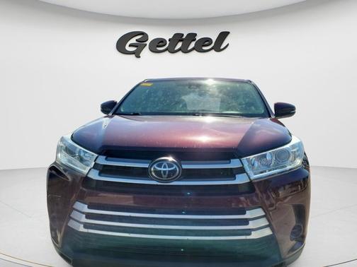 Ooh La La Rouge Mica 2019 Toyota Highlander LE