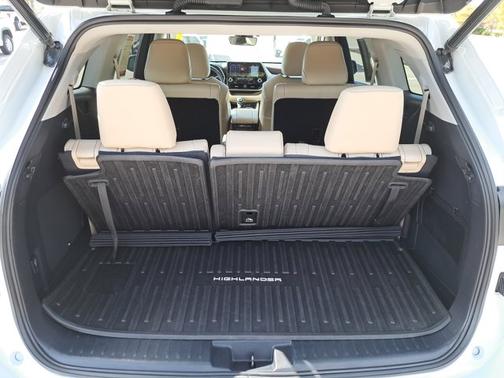 2022 Toyota Highlander Hybrid Hybrid Platinum