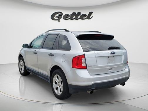 Ingot Silver Metallic 2014 Ford Edge SE